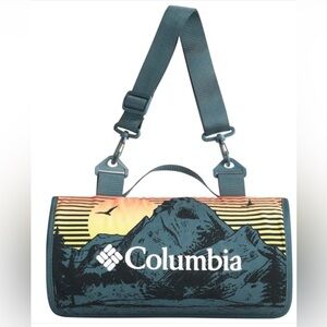 Columbia Mountain Print outdoor blanket camping new packed